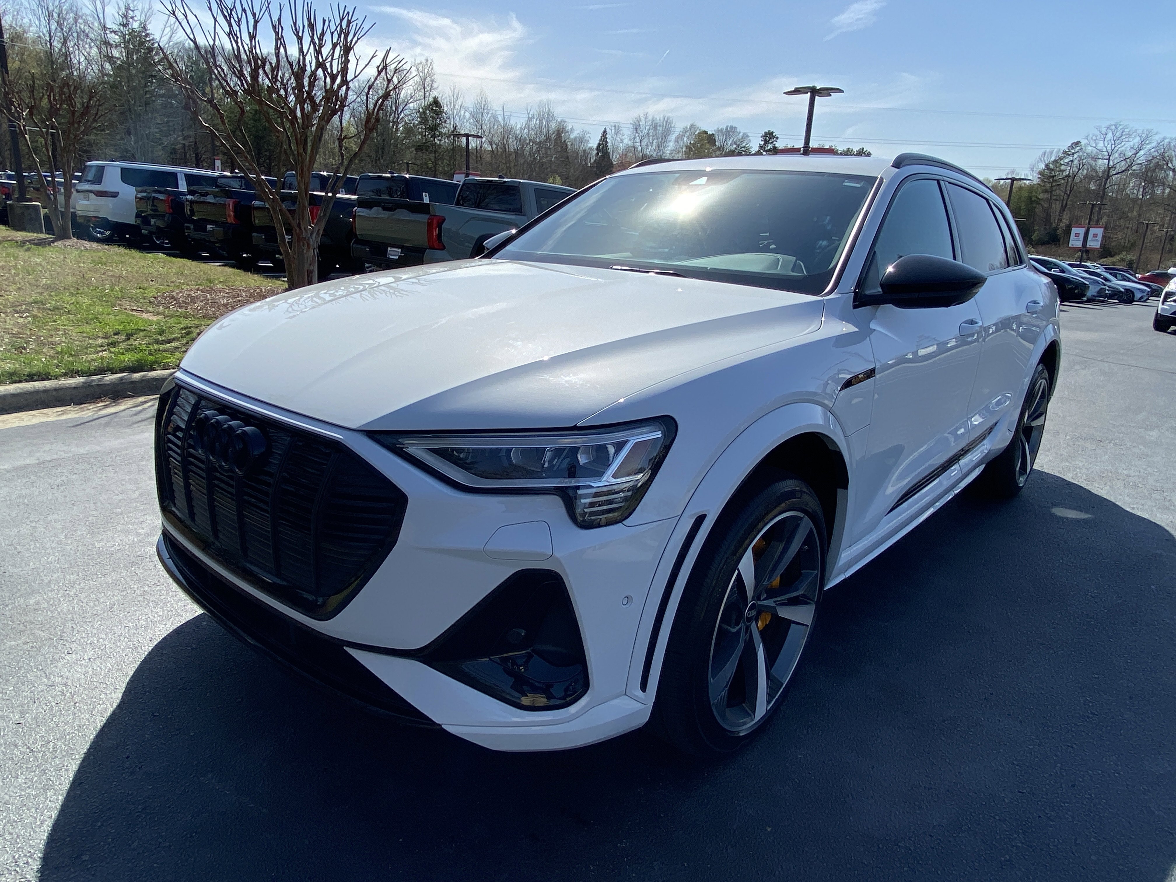 2022 Audi e-tron S Premium Plus