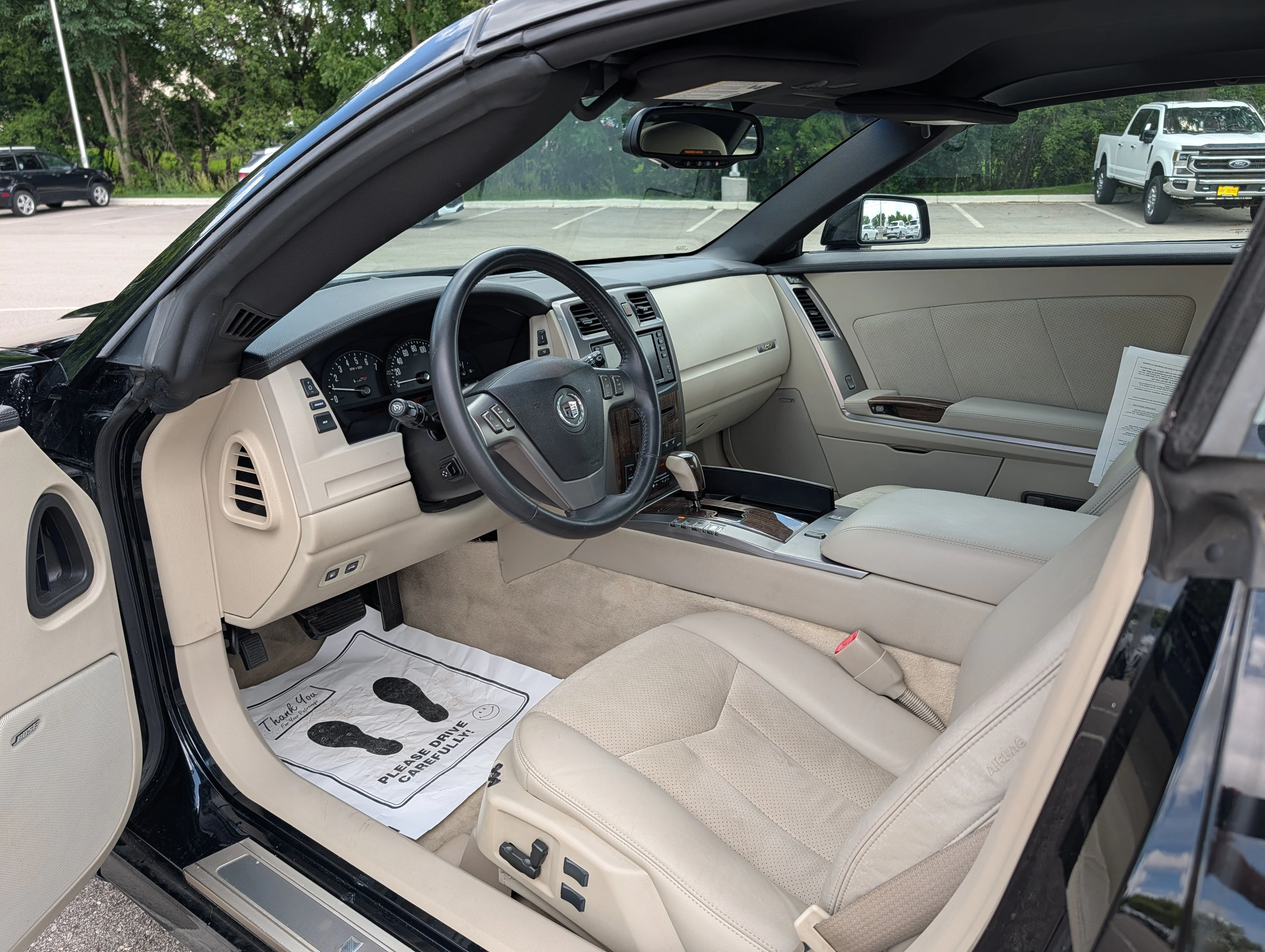 Used 2006 Black Raven Cadillac  image 9