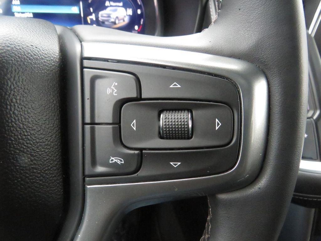 Used 2024 Summit White Chevrolet Z71 image 28