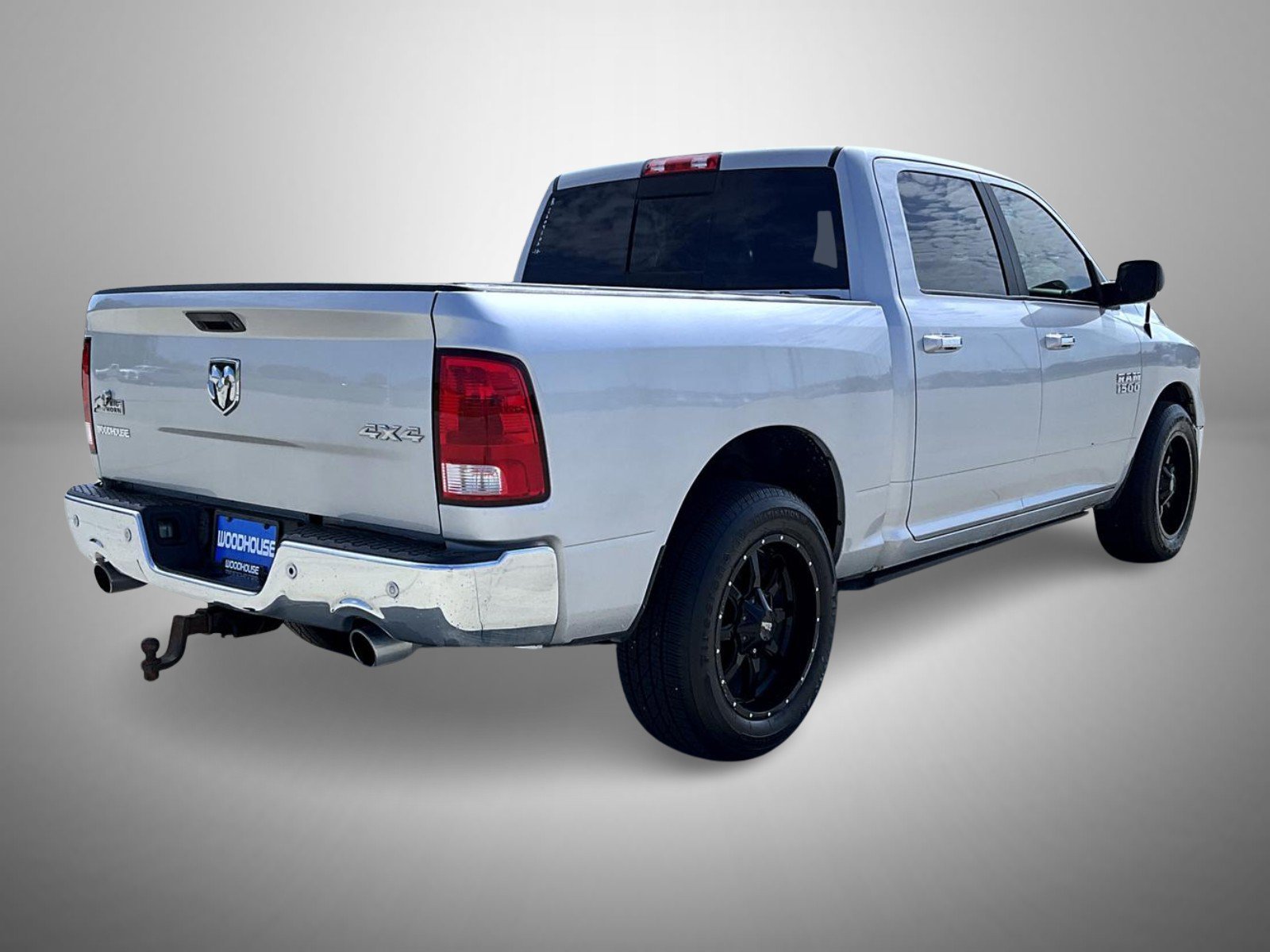 Used 2018 Bright Silver Clearcoat Metallic Ram Big Horn image 5