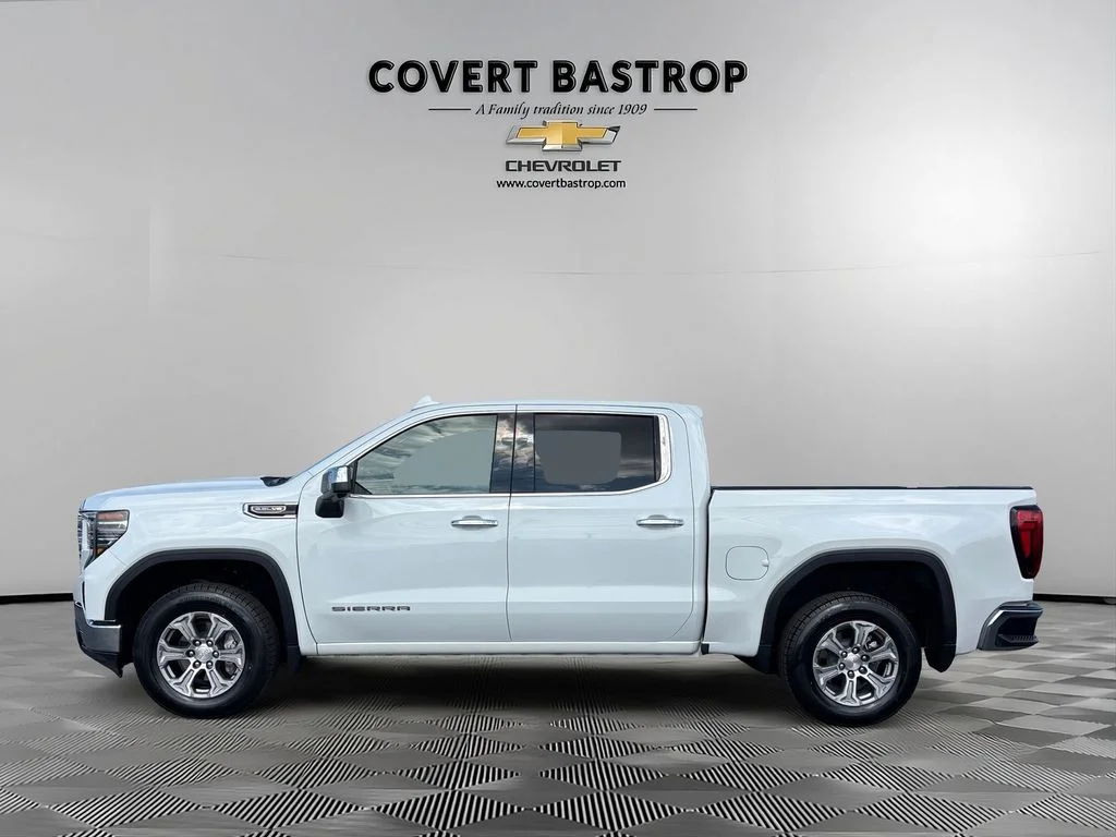 Used 2025 White GMC SLT image 3