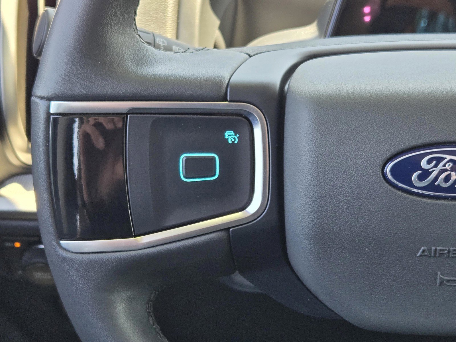 Used 2025 White Ford Active image 14