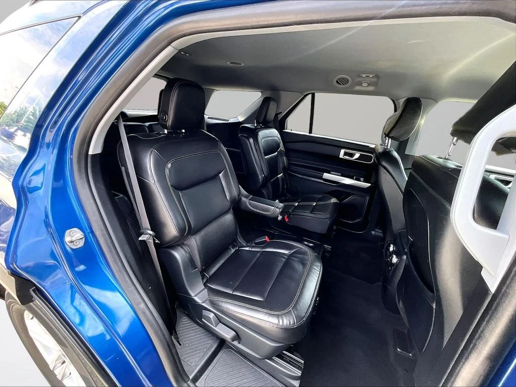 Used 2020 Blue Ford XLT image 28