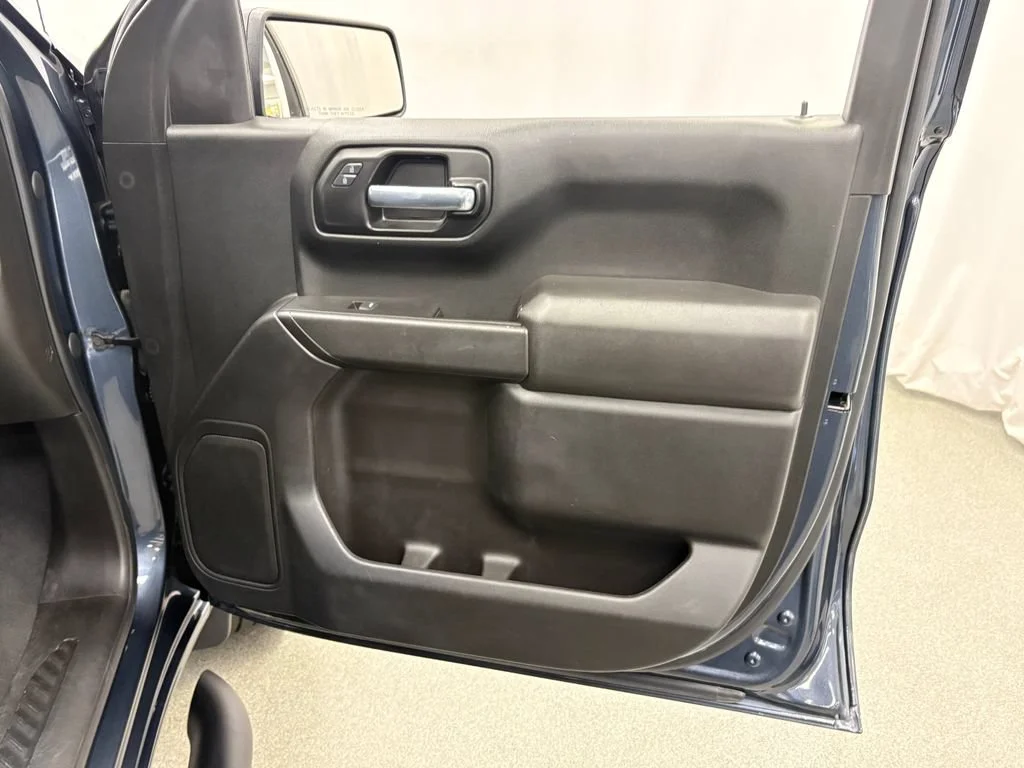 Certified Used 2021 SHADOW GRAY METALLIC Chevrolet Custom Trail Boss image 27
