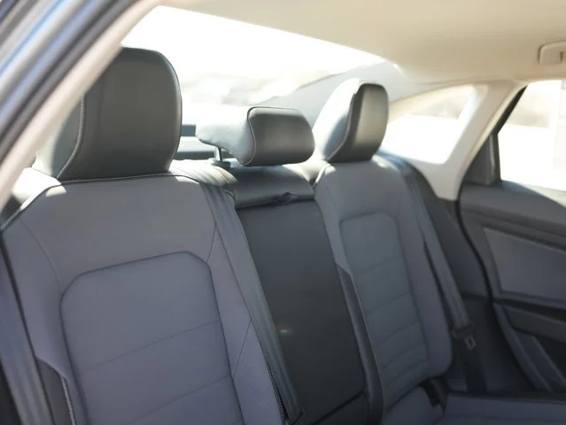 New 2026 Platinum Gray Metallic Volkswagen 1.5T SE image 24