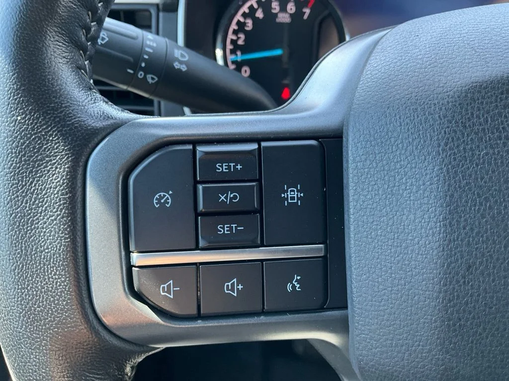 Used 2022 White Ford XLT image 28