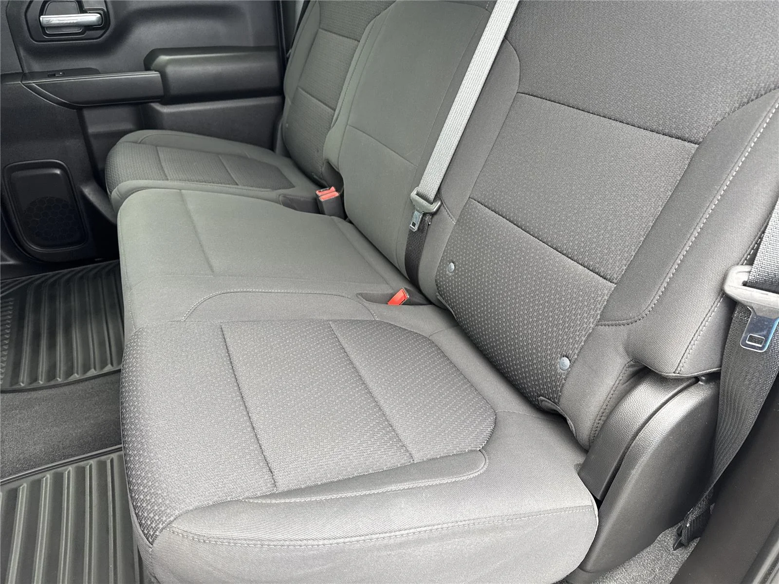 Used 2021 SILVER ICE METALLIC Chevrolet Custom image 31