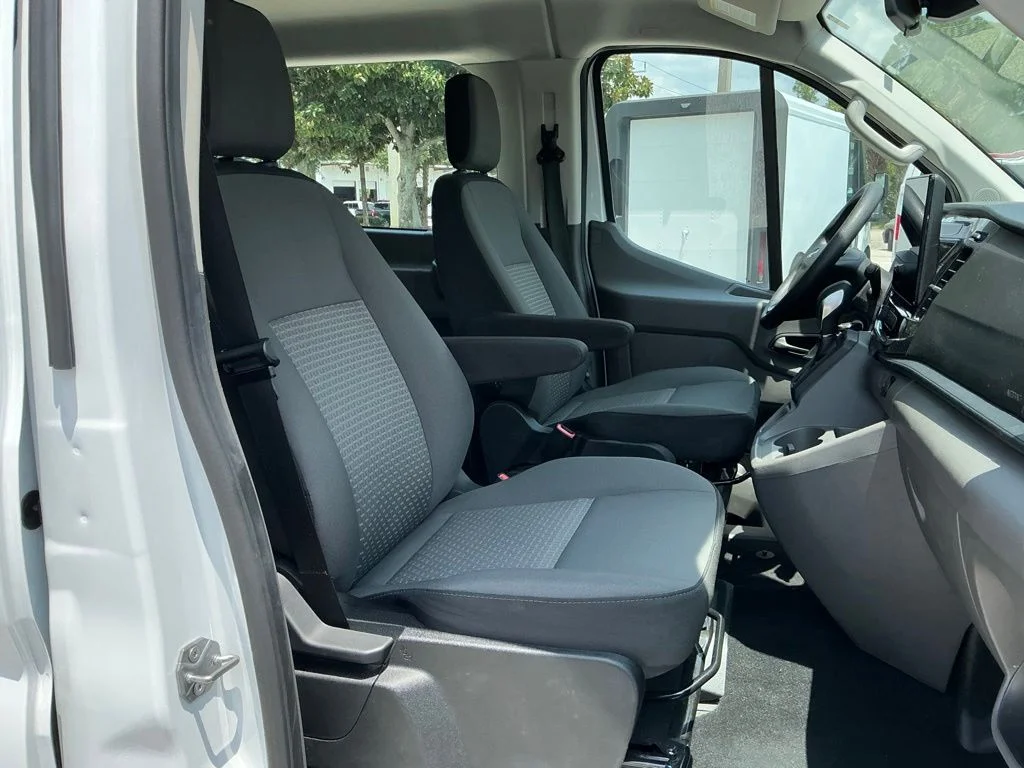 Used 2025 White Ford XLT image 19