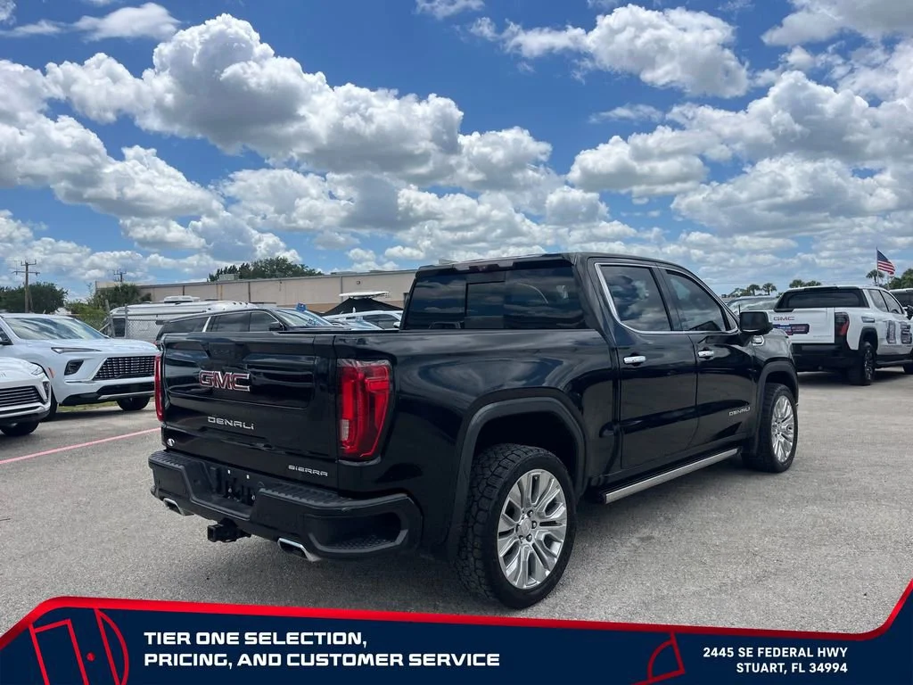 Used 2020 Onyx Black GMC Denali image 7