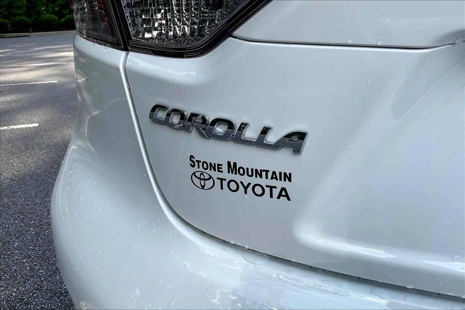 Used 2026 Ice Cap Toyota Hybrid LE image 10