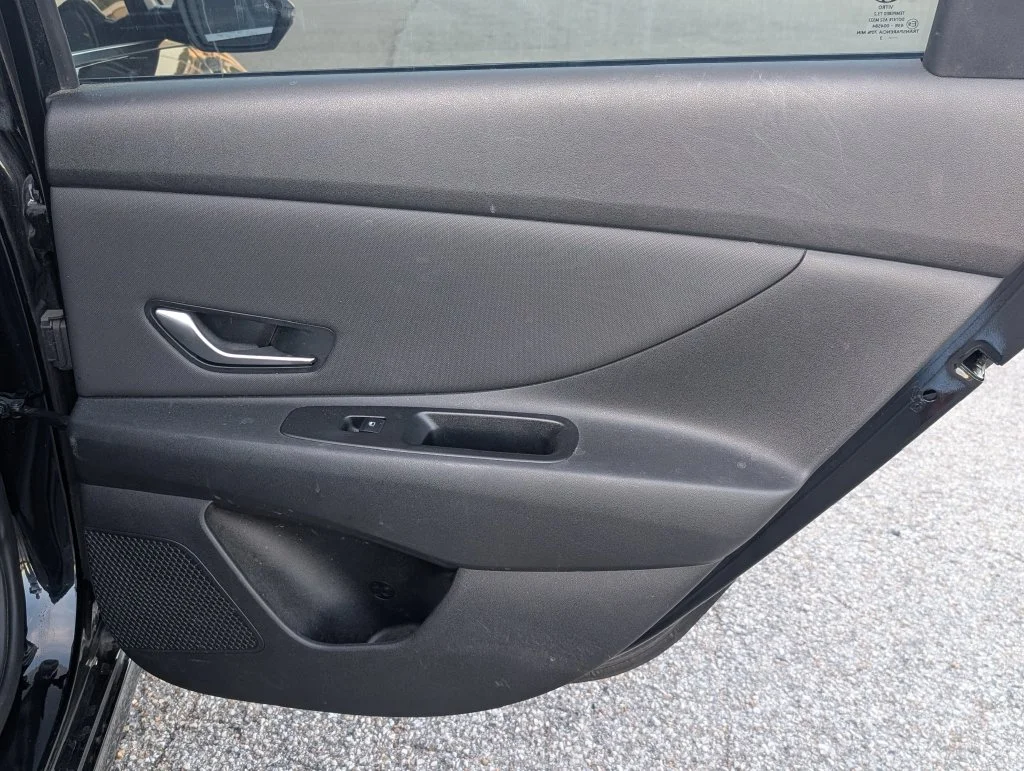 Used 2023 Black Hyundai Limited image 13