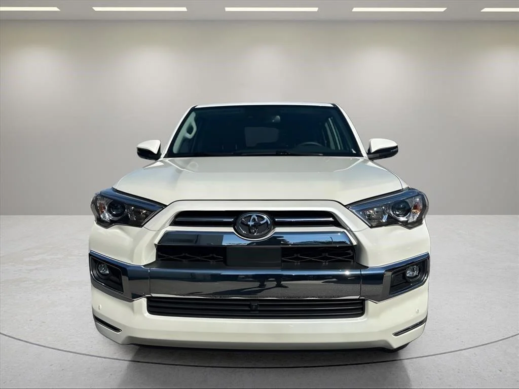 Used 2022 Blizzard Pearl Toyota Limited image 9