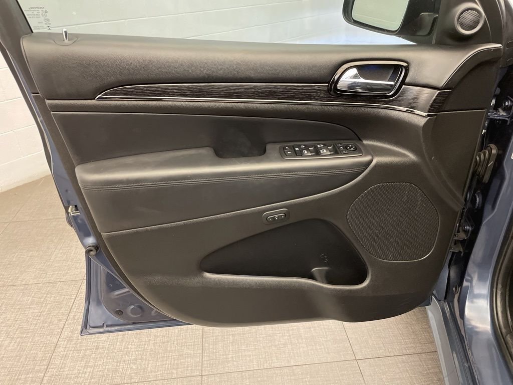 Used 2020 Blue Jeep High Altitude image 22