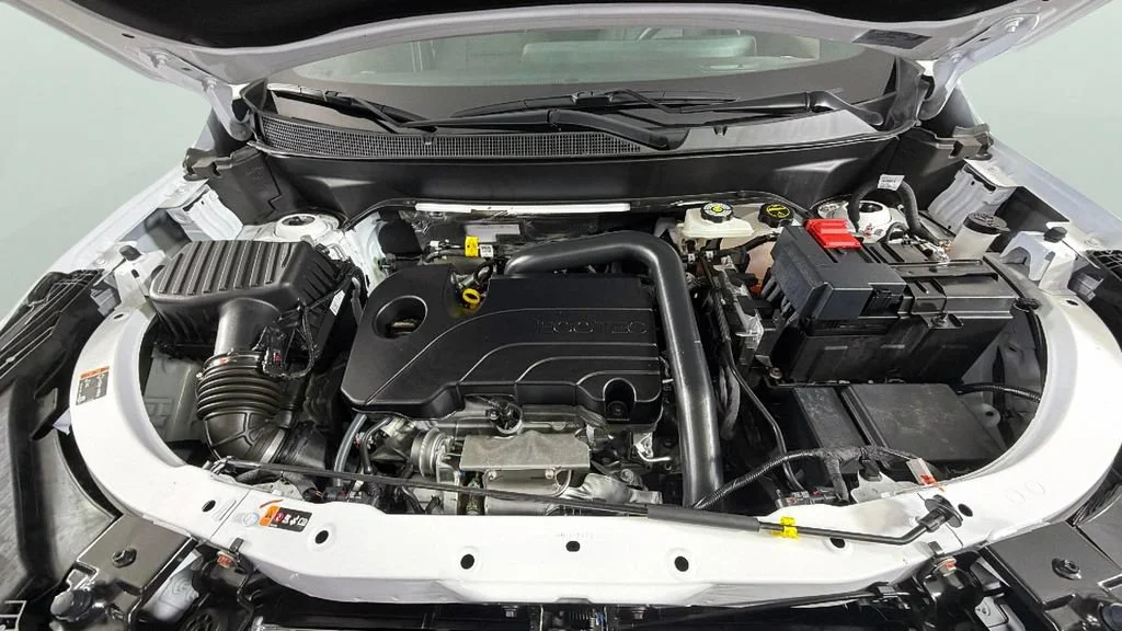 Certified Used 2026 Summit White Chevrolet LT image 35