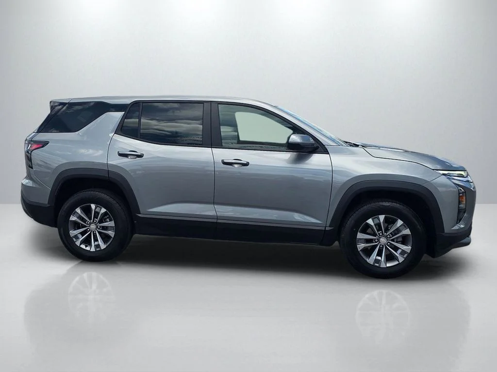Used 2026 Gray Chevrolet LT image 4