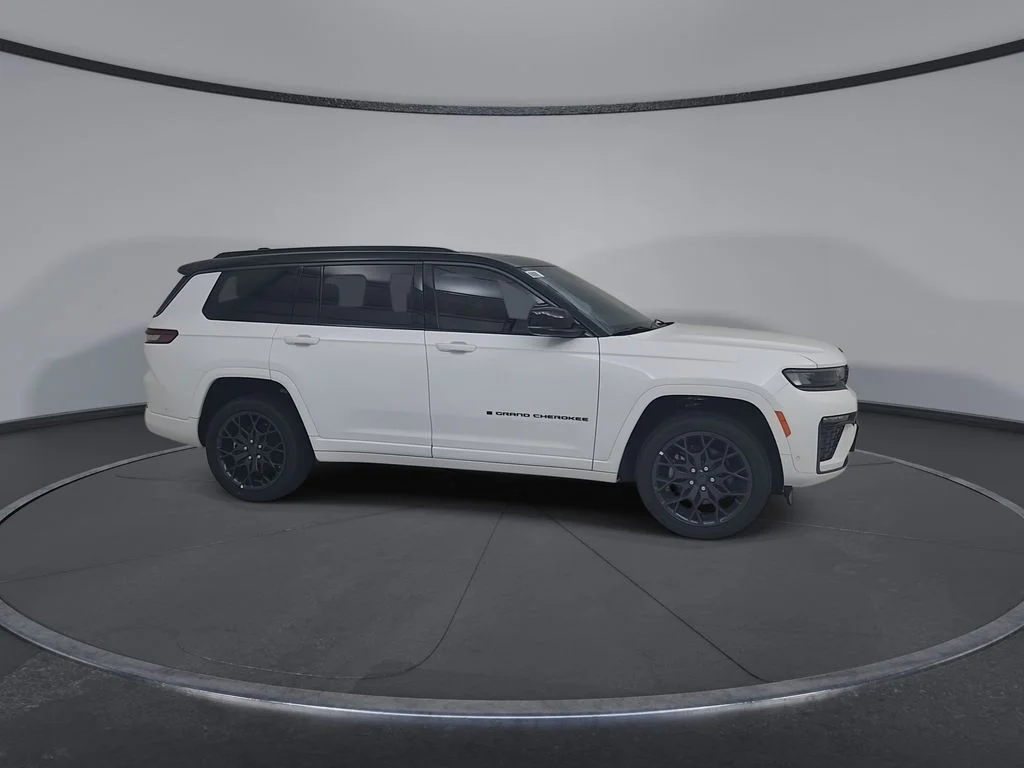 New 2026 Bright White Clear-Coat Exterior Paint Jeep Summit image 16