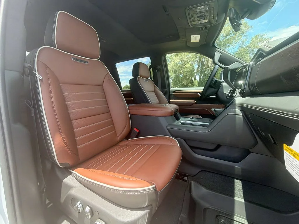 New 2026 Glacier White Tricoat GMC Denali Ultimate image 35