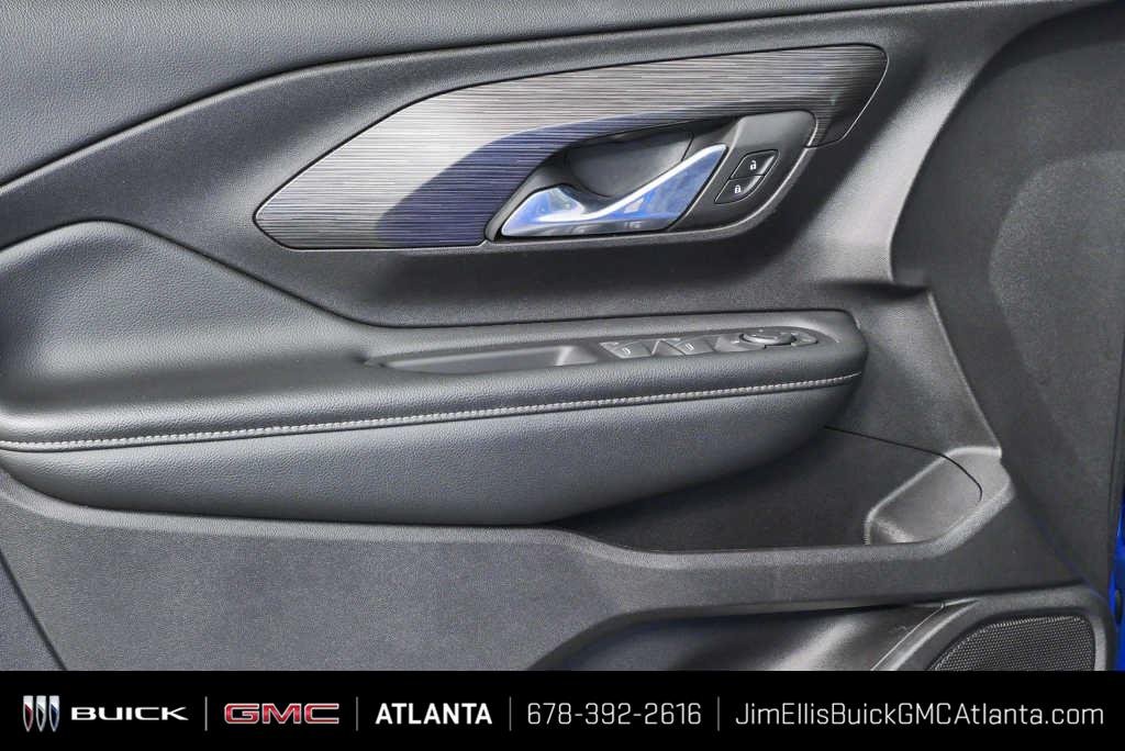 2024 GMC Terrain SLE - Photo 6