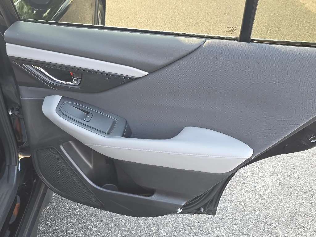 2021 Subaru Outback Premium - Photo 23