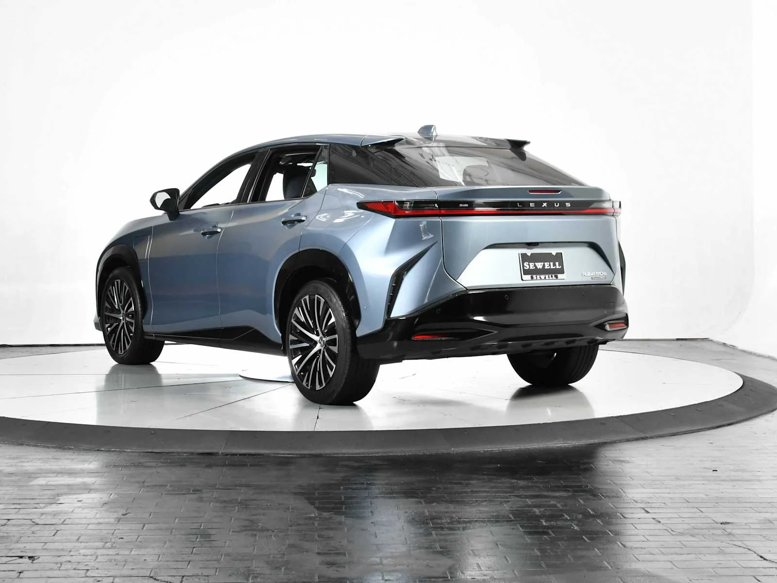 Certified Used 2023 ETHER Lexus Luxury image 4