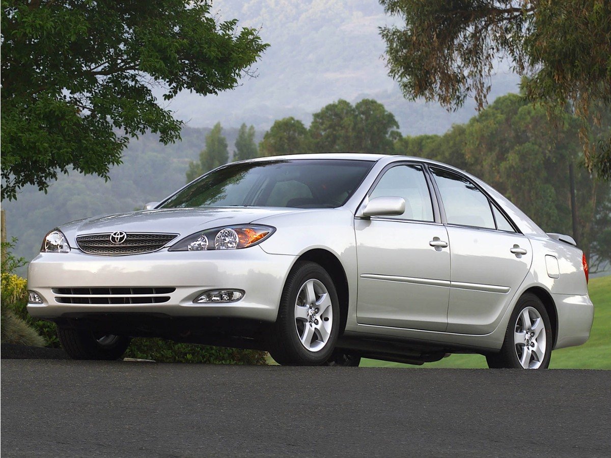 2004 Toyota Camry's photo