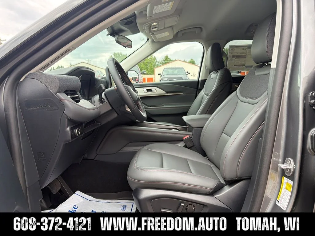 New 2026 Gray Ford Active image 9