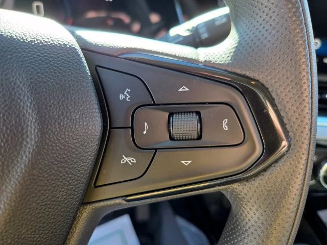 Used 2025 Mosaic Black Metallic Chevrolet LT image 32