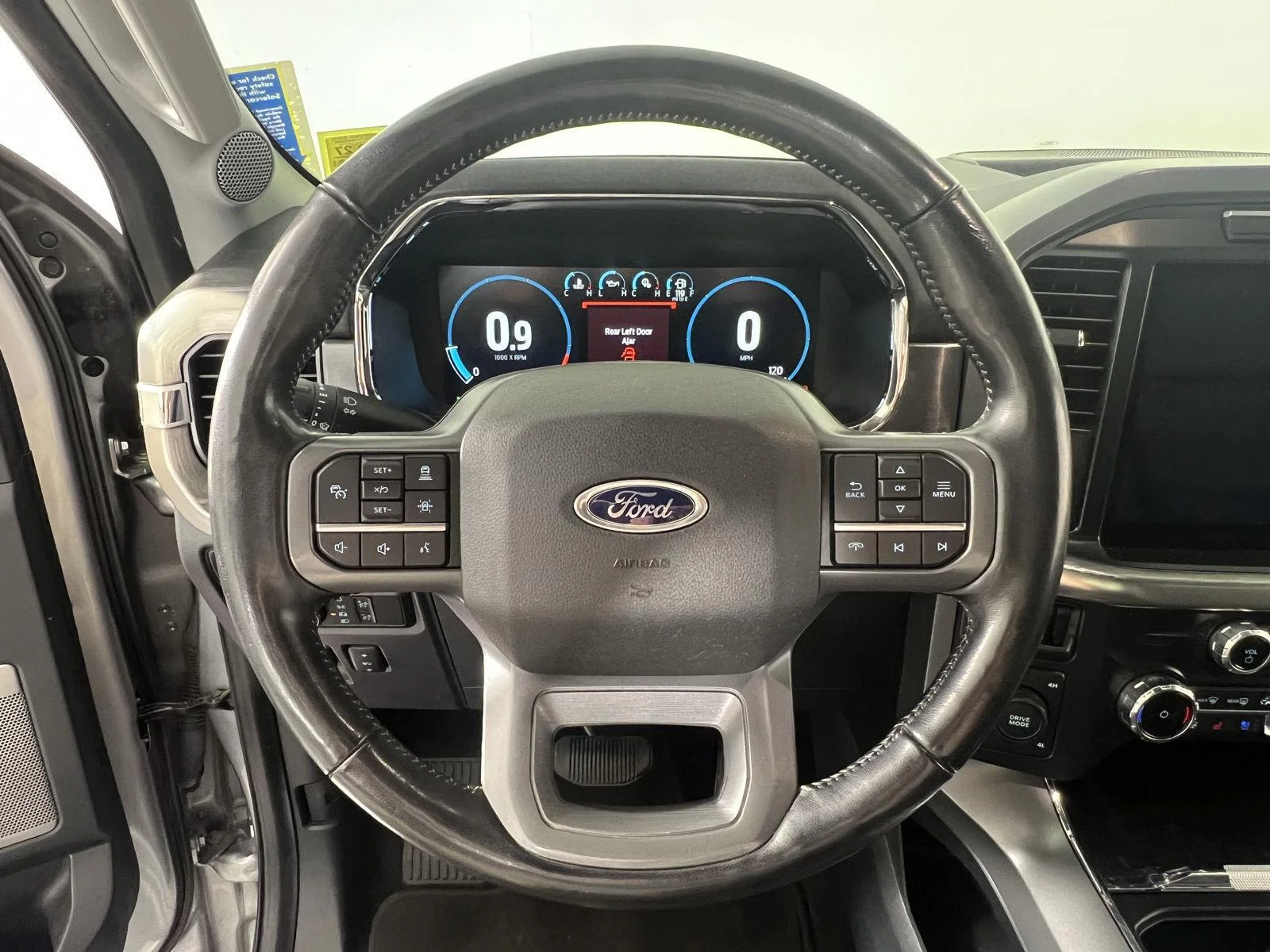 Used 2022 Iconic Silver Ford LARIAT image 13