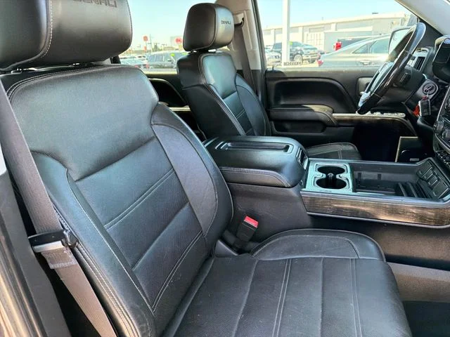 Used 2015 Silver GMC Denali image 22