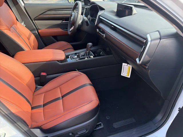 New 2026 Wind Chill Pearl Mazda 2.5 Turbo AWD image 31