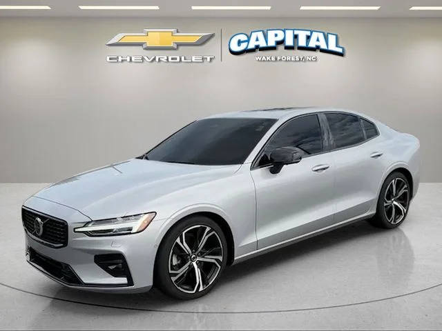 2024 Volvo S60 B5 Ultimate Dark Theme AWD's photo