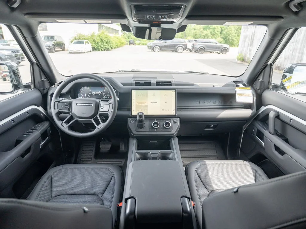 New 2026 Fuji White Land Rover S image 17