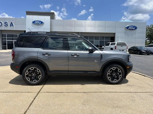 New 2026 Carbonized Gray Metallic Ford Outer Banks image 2