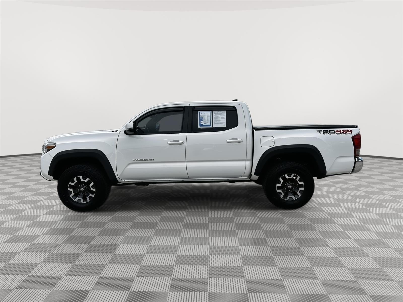 Used 2017 Super White Toyota TRD Off-Road image 3