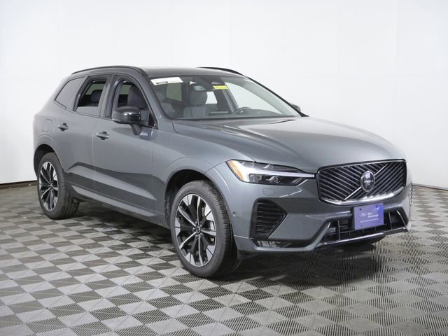 2026 Volvo XC60 B5 Plus Dark AWD's photo
