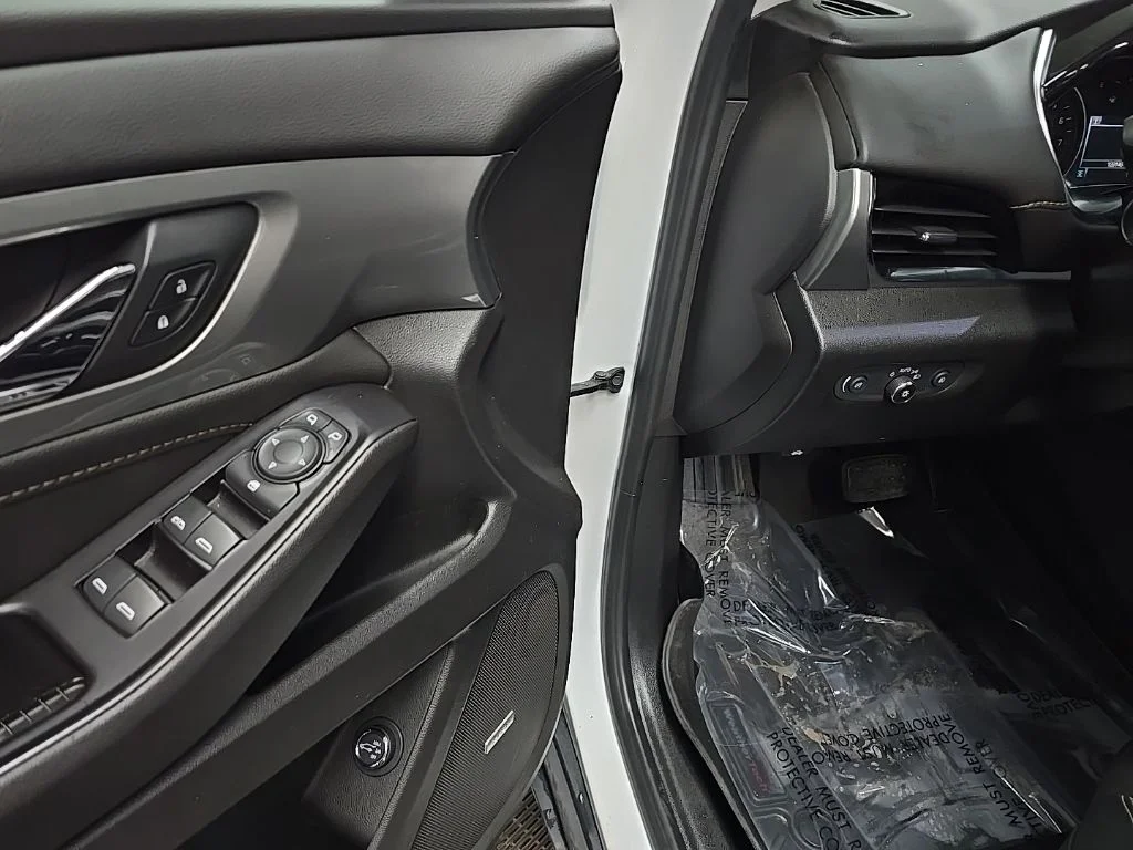 Used 2019 Summit White Chevrolet 3LT image 29