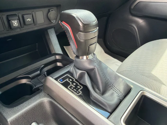 Used 2022 White Toyota SR5 V6 image 30