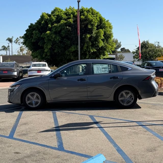 New 2026 Gray Nissan S image 4