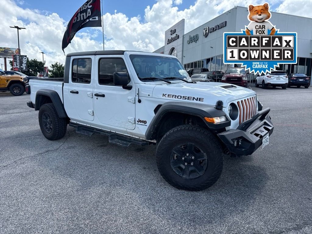 Used 2023 White Jeep Mojave image 1
