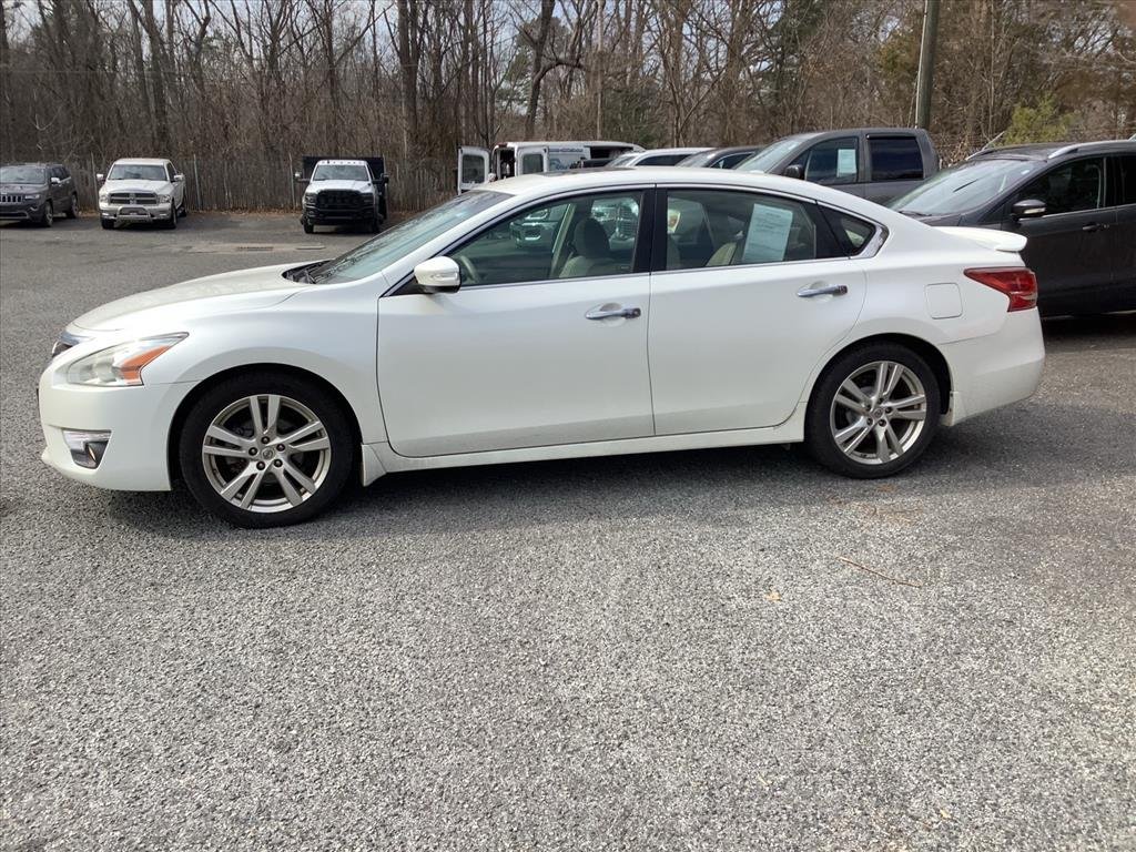 Used 2013 Nissan Altima Sedan SL with VIN 1N4BL3AP2DC251531 for sale in Lexington, NC