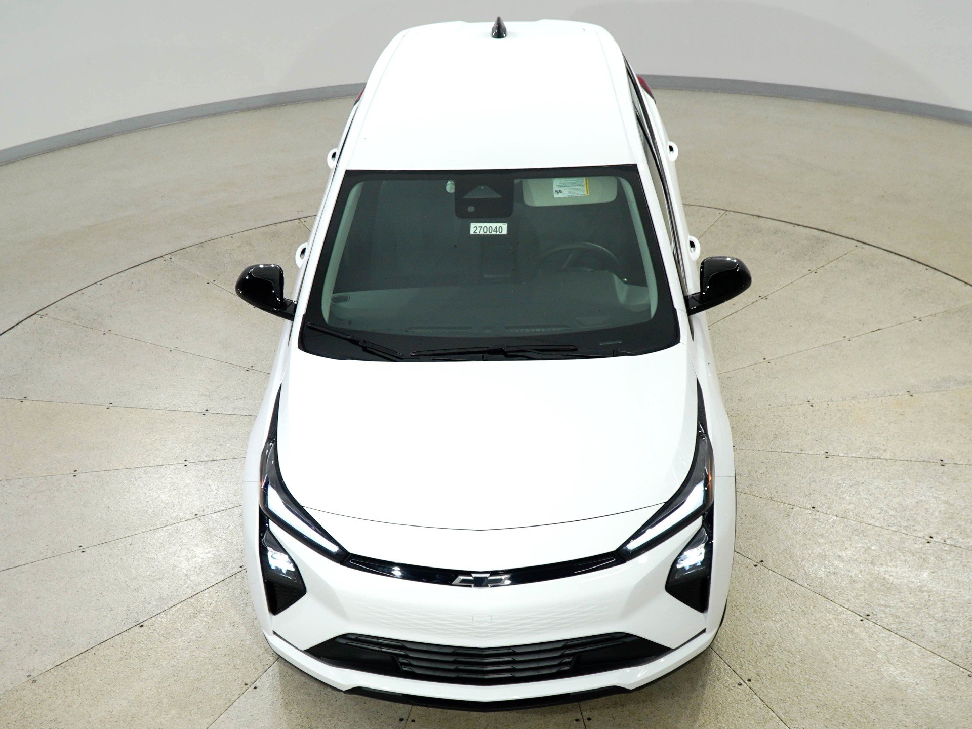 New 2027 Summit White Chevrolet LT image 58