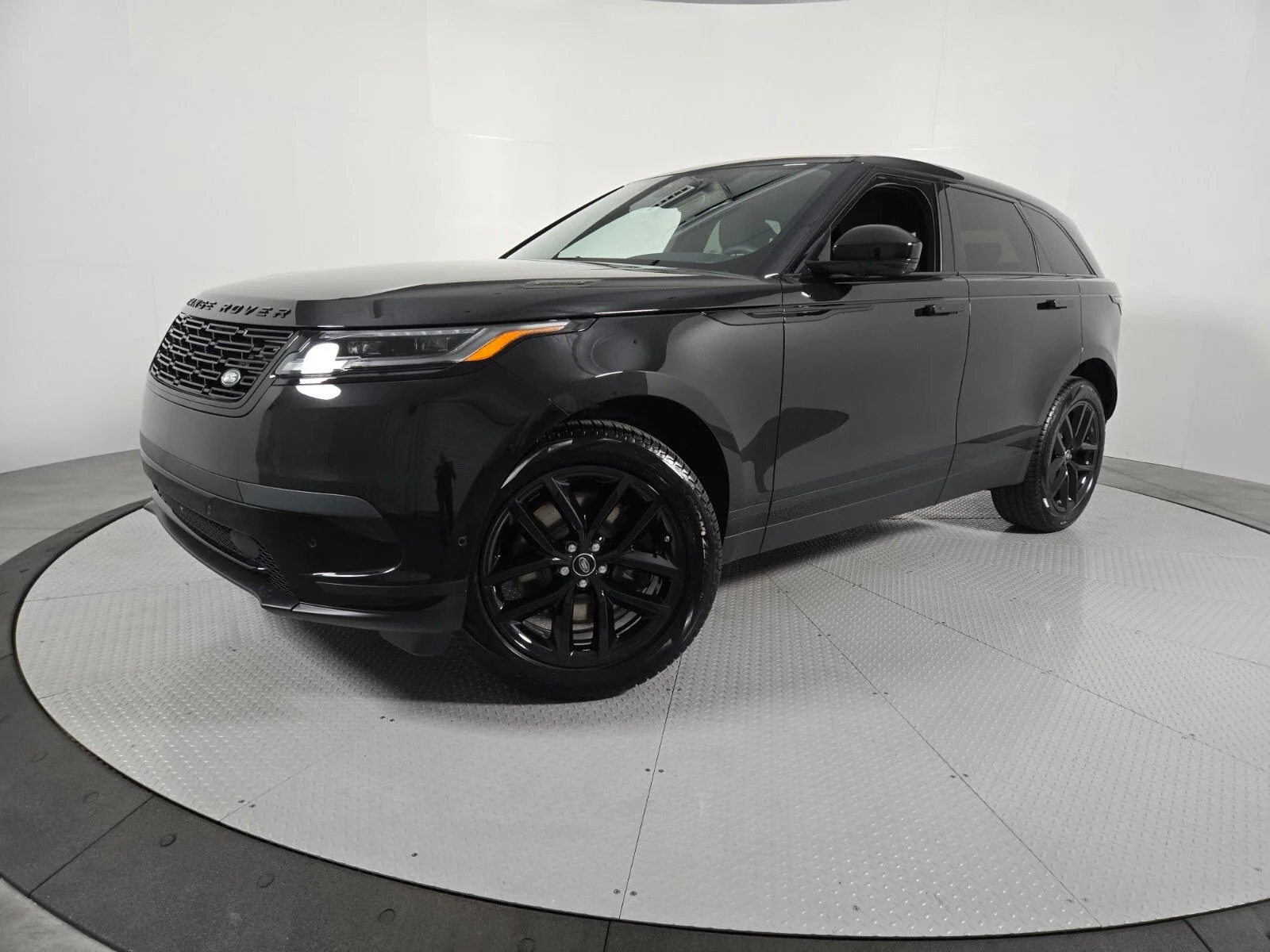2026 Land Rover Range Rover Velar