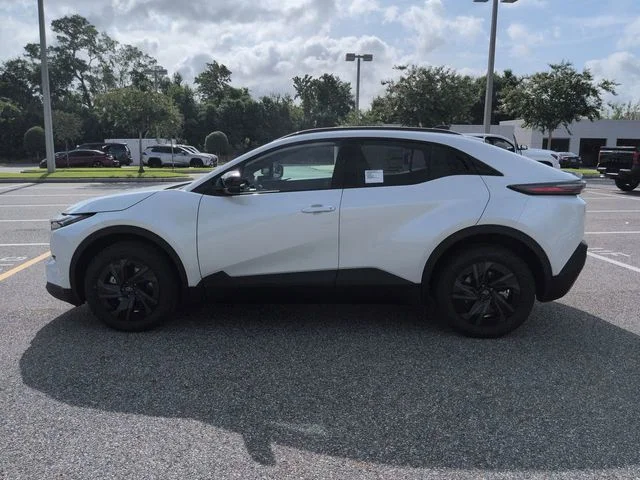 New 2026 Wind Chill Pearl Toyota SE image 7