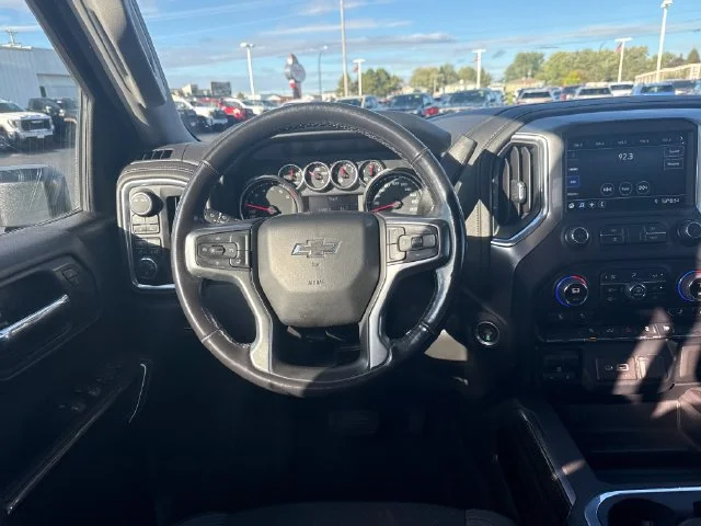 Used 2022 Gray Chevrolet RST image 16