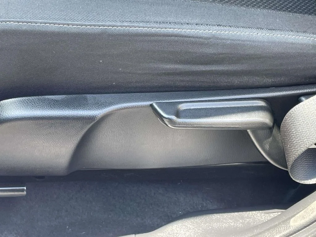 Used 2019  Honda Sport image 16