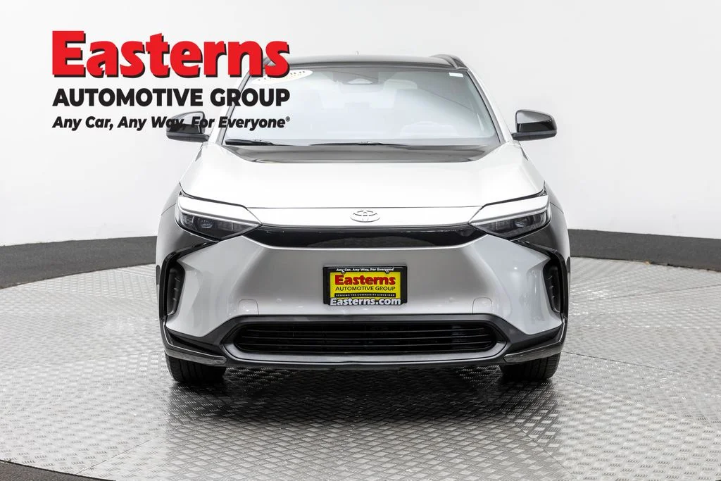 Used 2025 Toyota bZ4X XLE with VIN JTMAAAAAXSA067801 for sale in Camp Springs, MD