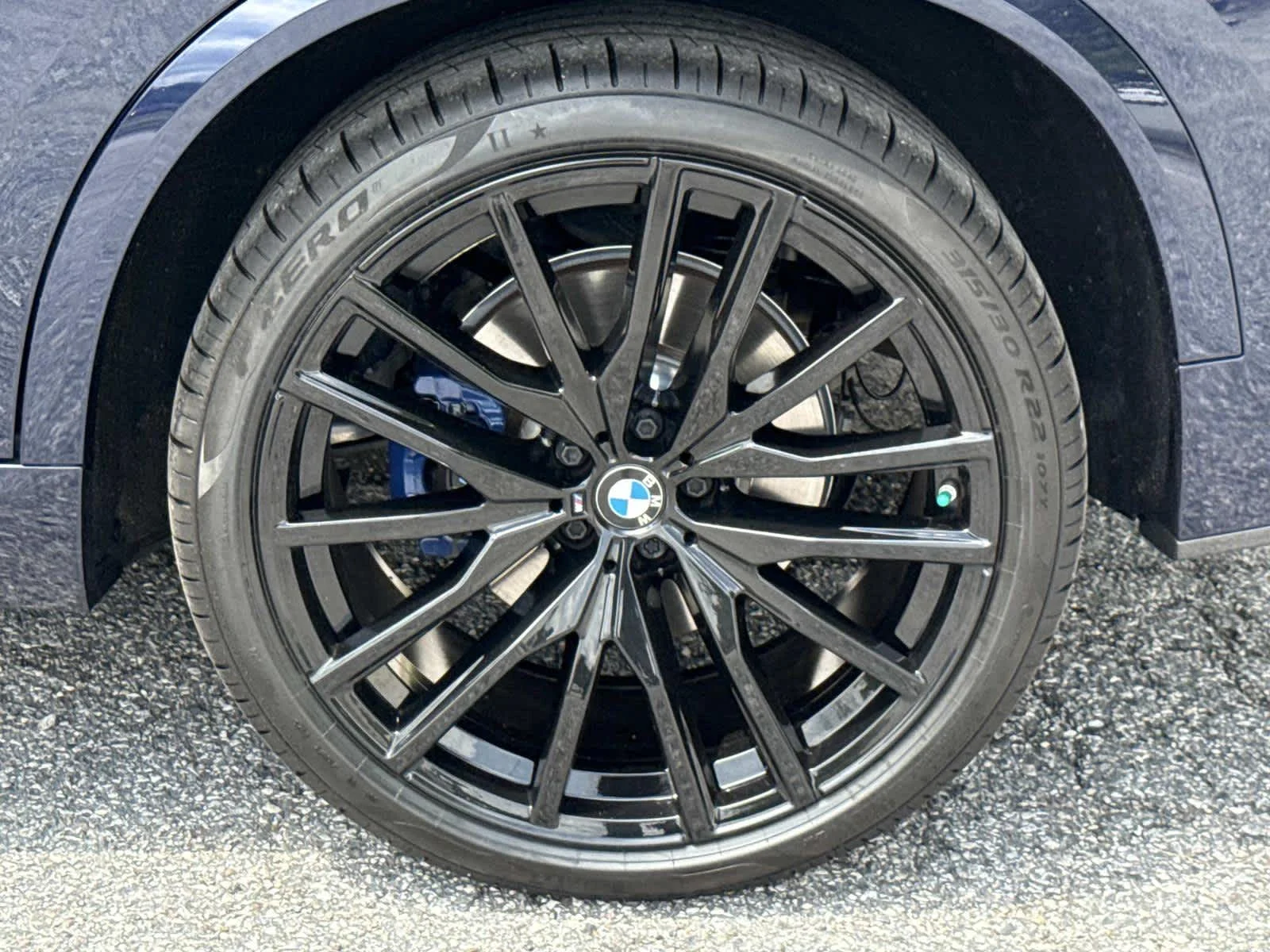 Used 2024 Tanzanite Blue II Metallic BMW xDrive40i image 12