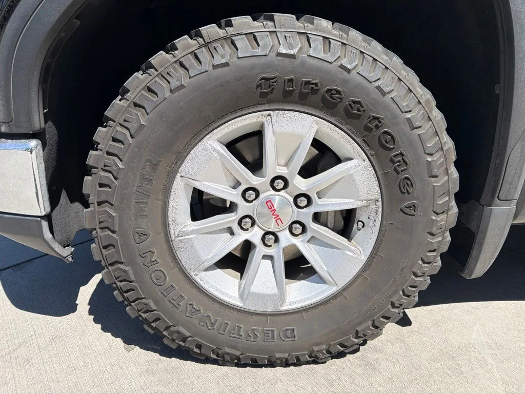 Used 2023 Black GMC SLE image 5