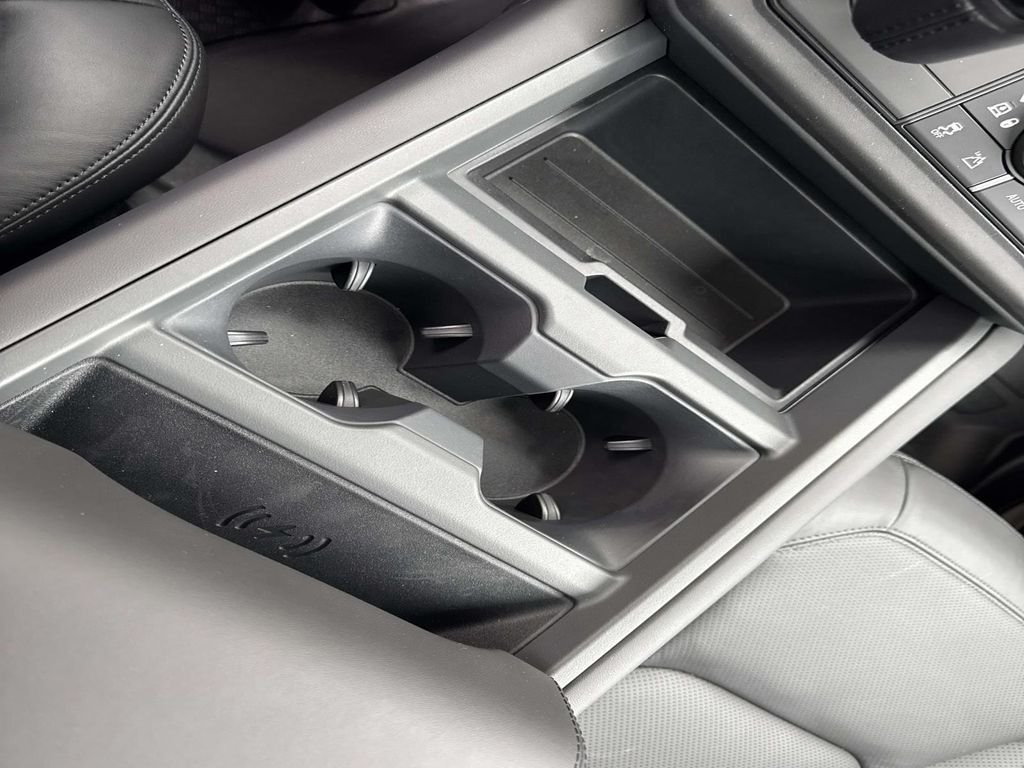 New 2026 Borasco Grey Land Rover X-Dynamic SE image 26