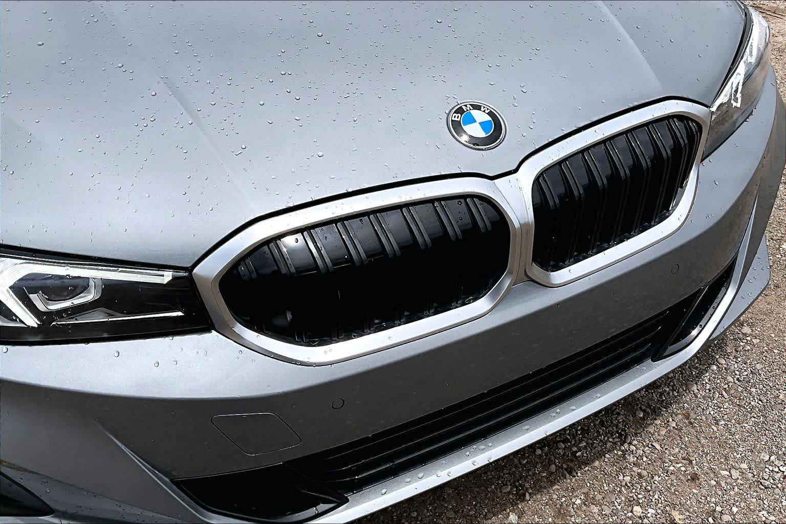 Used 2024 Skyscraper Grey Metallic BMW 330i image 27